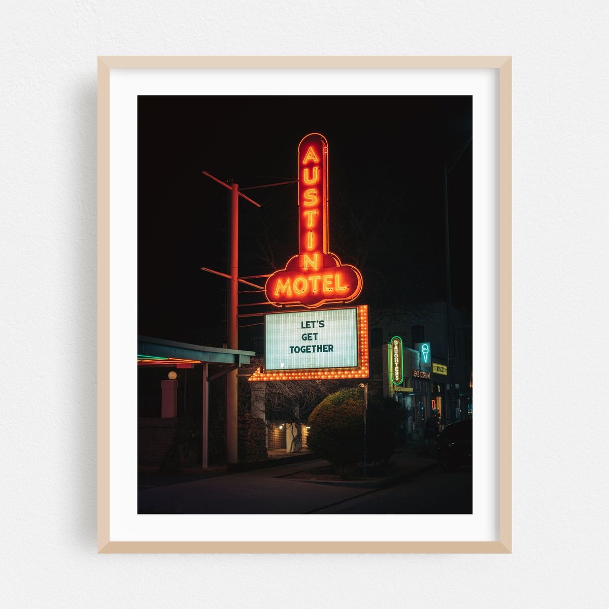 Austin Motel 02 – image 1 of 12