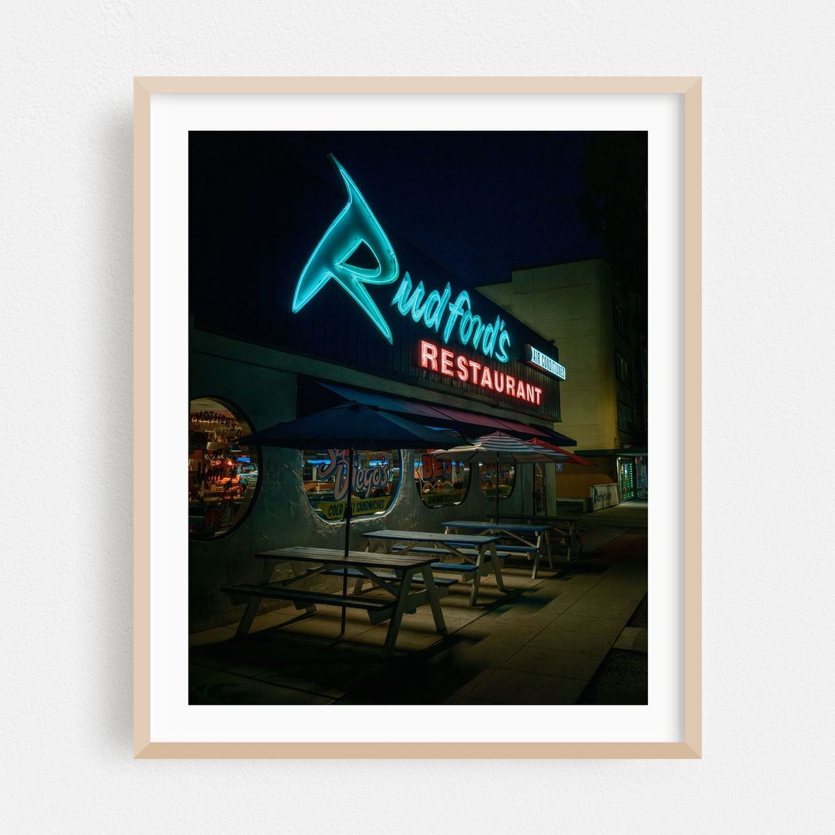 Rudford's Restaurant Neon, San Diego – image 1 of 12