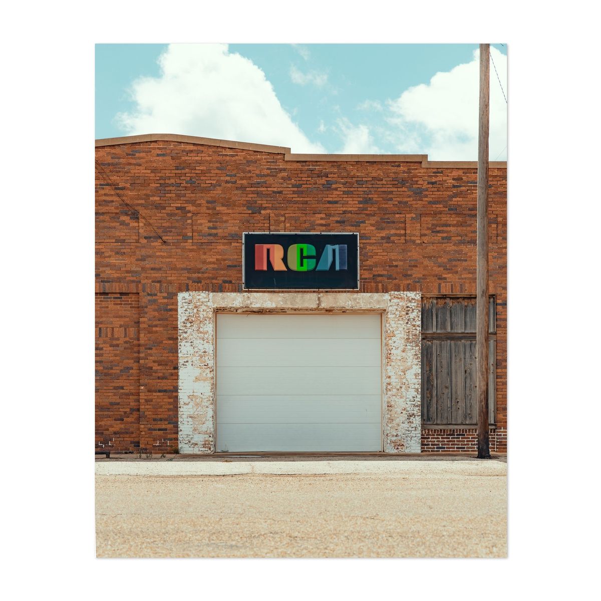 RCA Sign in Tahoka 02 – image 1 of 2