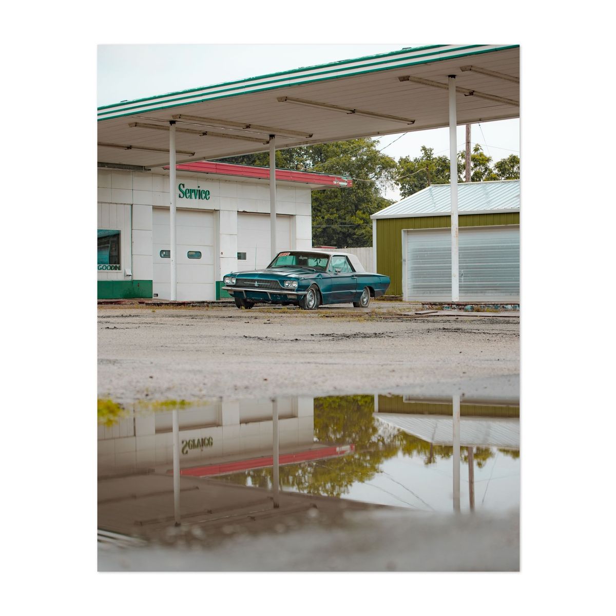 Abandoned Car in Chenoa 01 – image 1 of 2