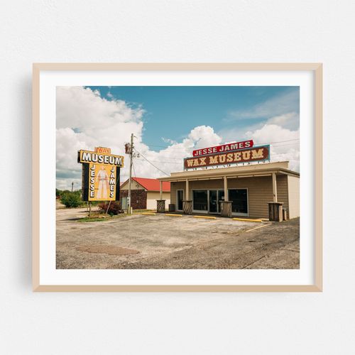 Jesse James Wax Museum, Route 66 01