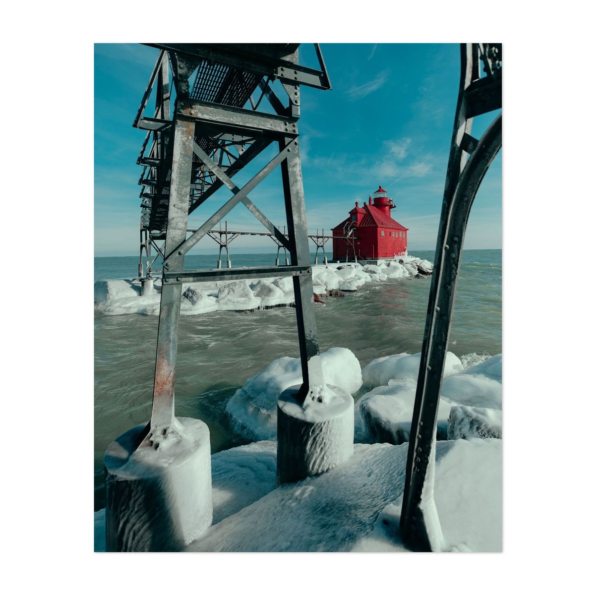 Sturgeon Bay Lighthouse 04 – image 1 of 2