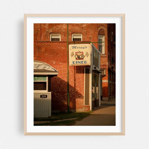 Morey’s Diner, Oneida 01