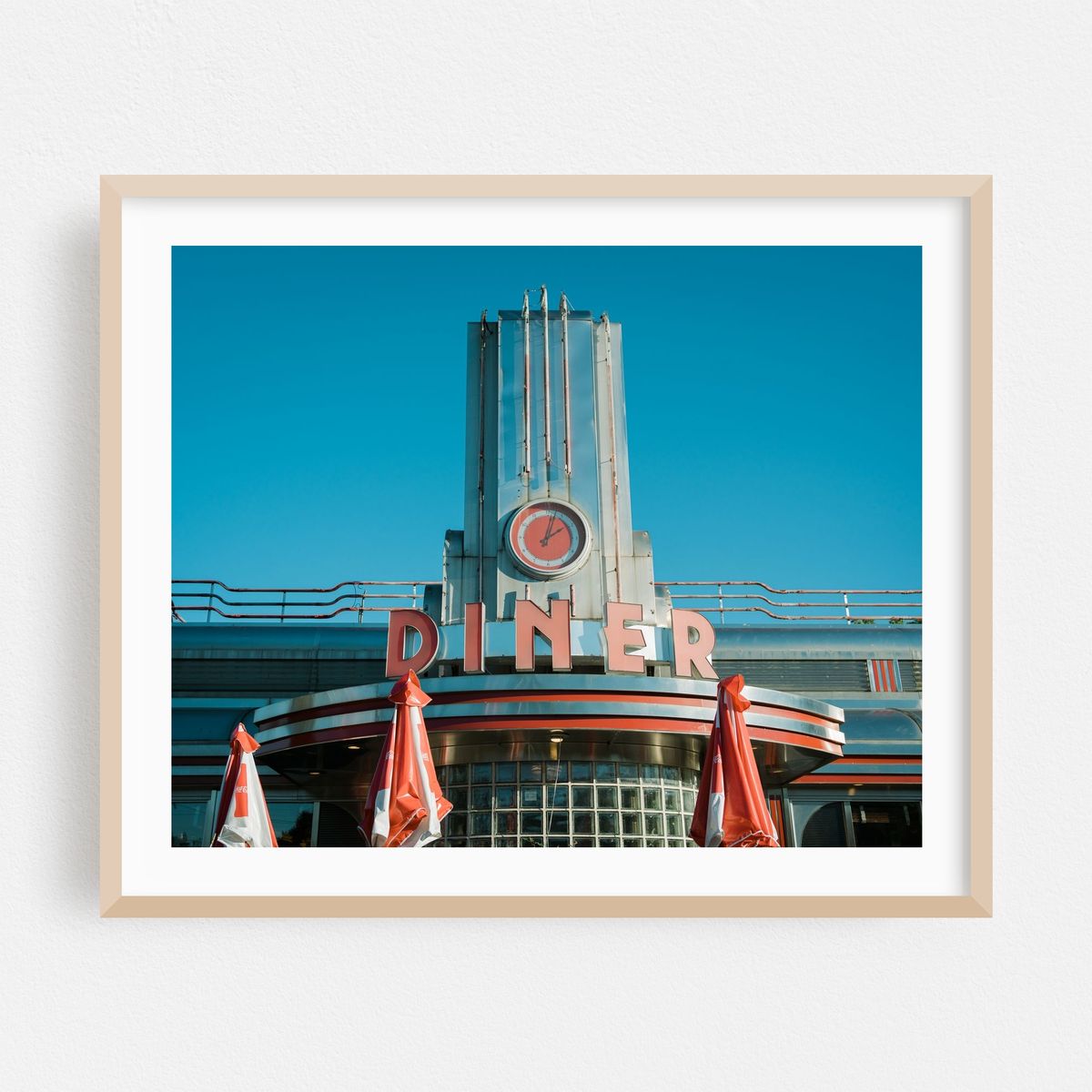 Eveready Diner, Hyde Park 01 – image 1 of 5