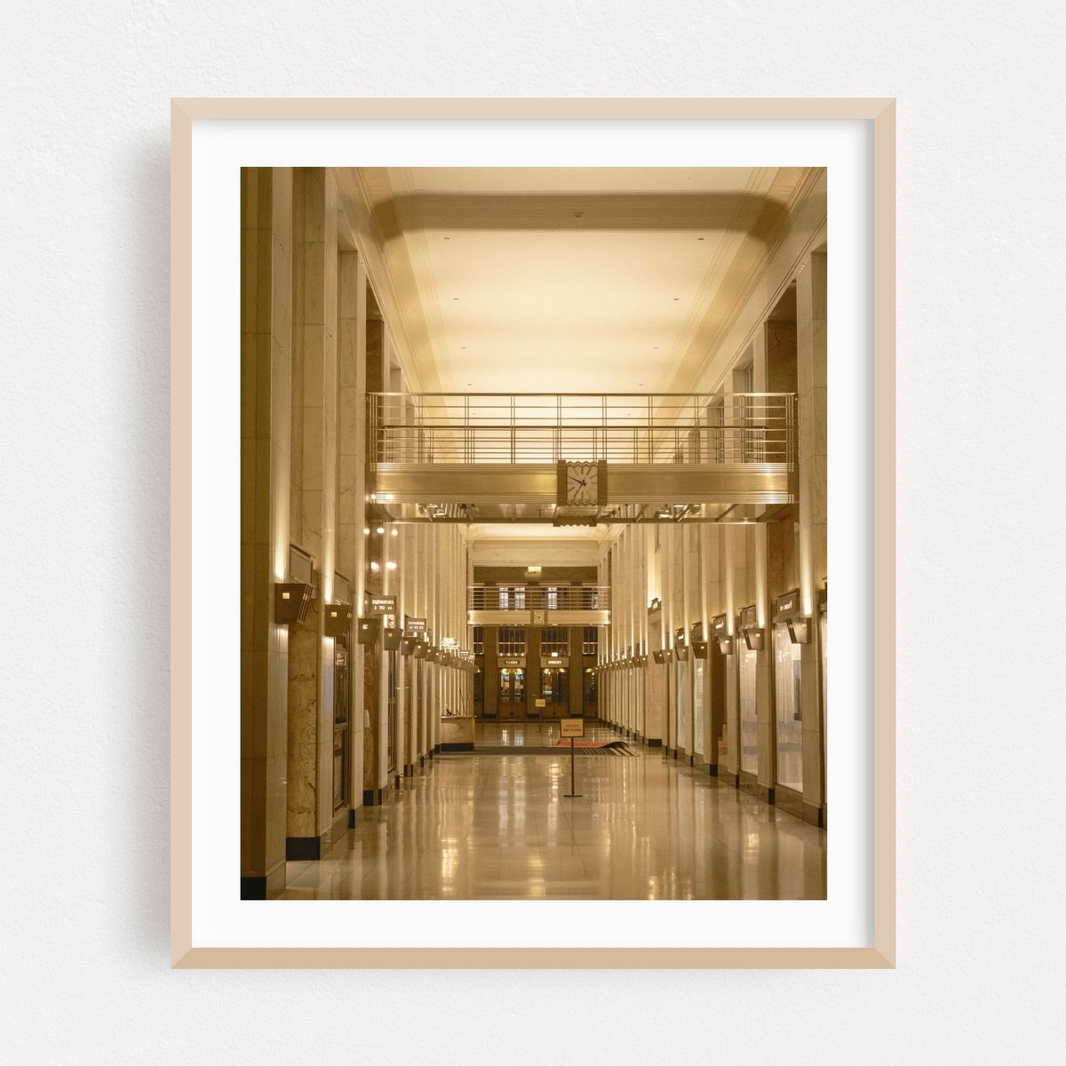 Corridor, Chicago – image 1 of 12