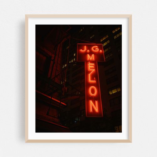 JG Melon, Manhattan 01