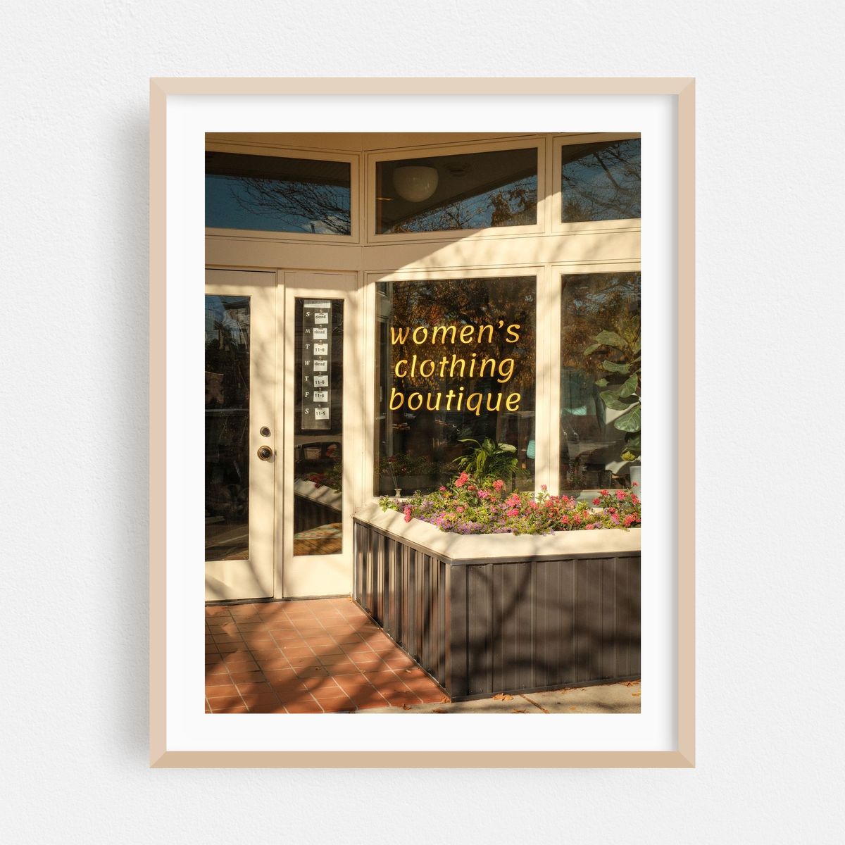 Women's Clothing Boutique – image 1 of 3