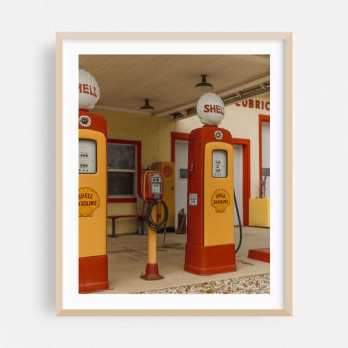 Strebins Shell Service 05