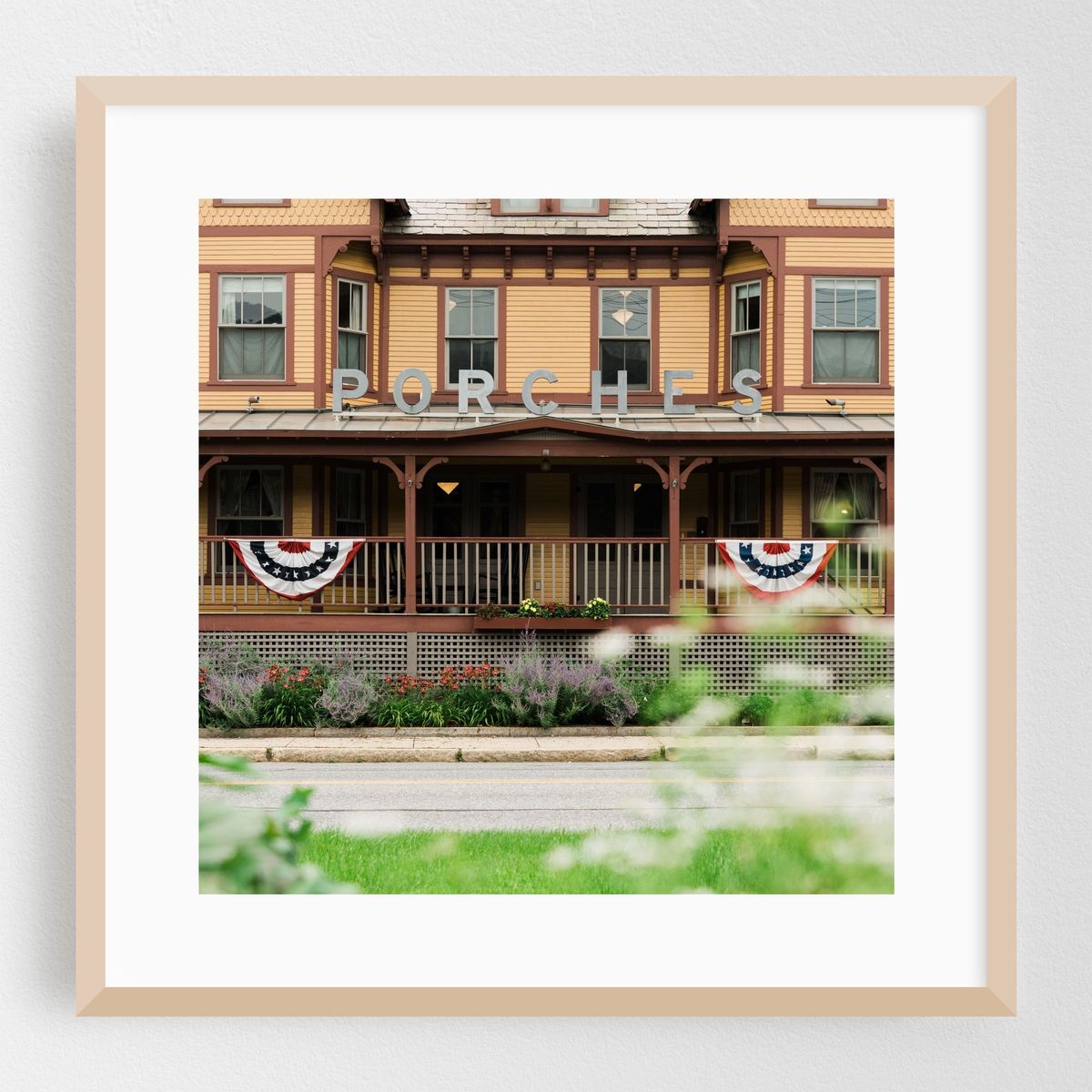Porches Inn at Mass MoCa 03 – image 1 of 8