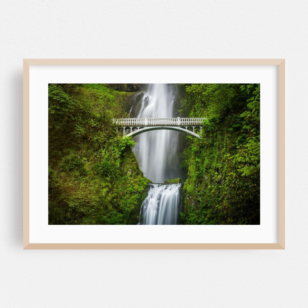 Multnomah Falls – image 1 of 6