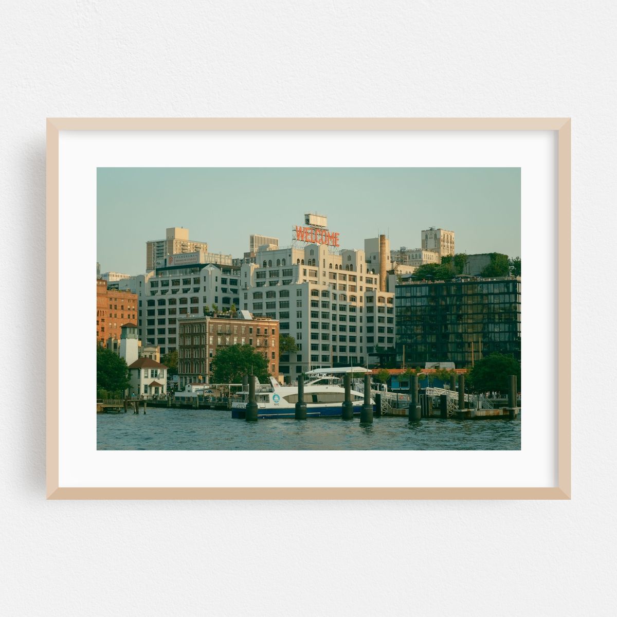Welcome to Dumbo, Brooklyn – image 1 of 6