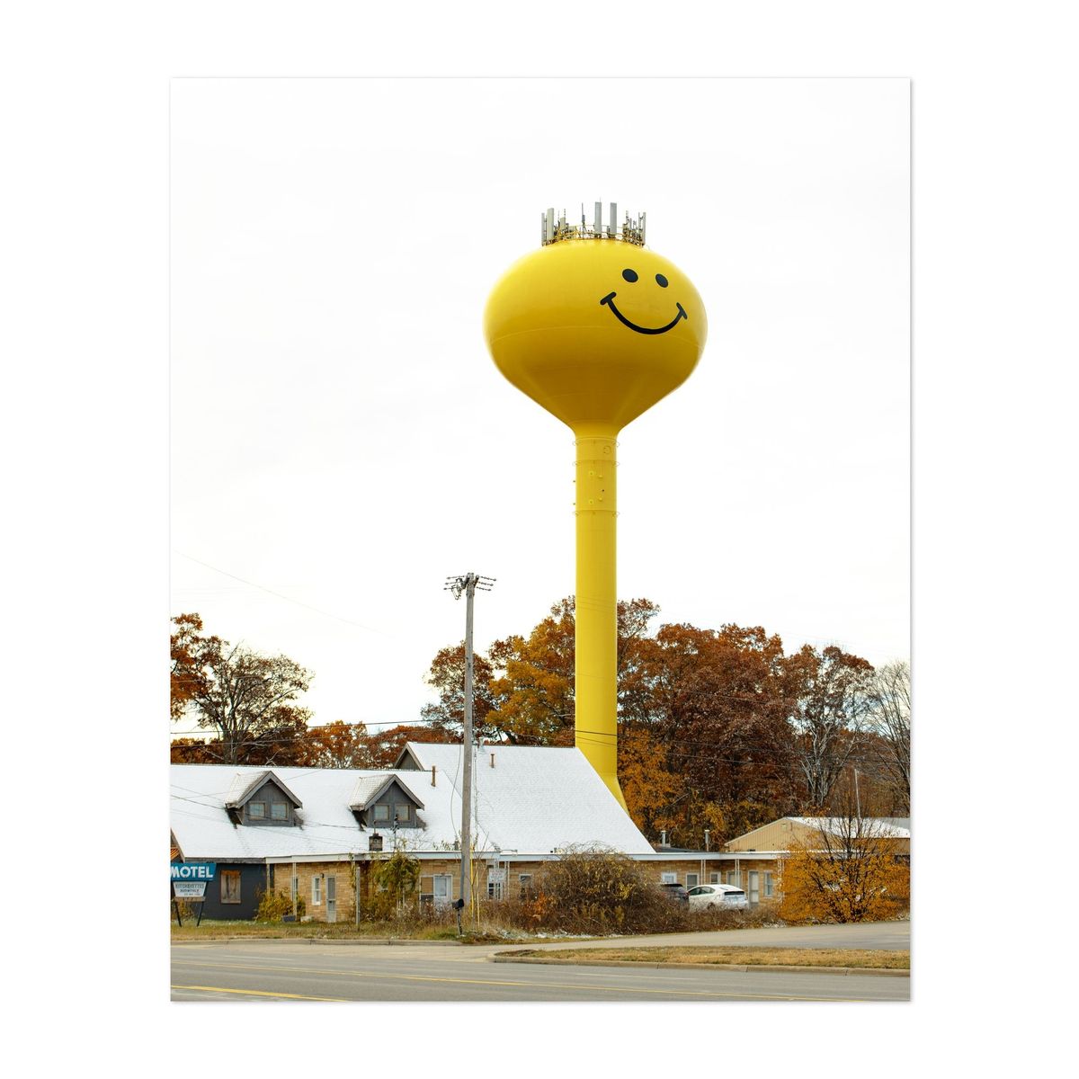 Smiley Tower in Fruitport 01 – image 1 of 2