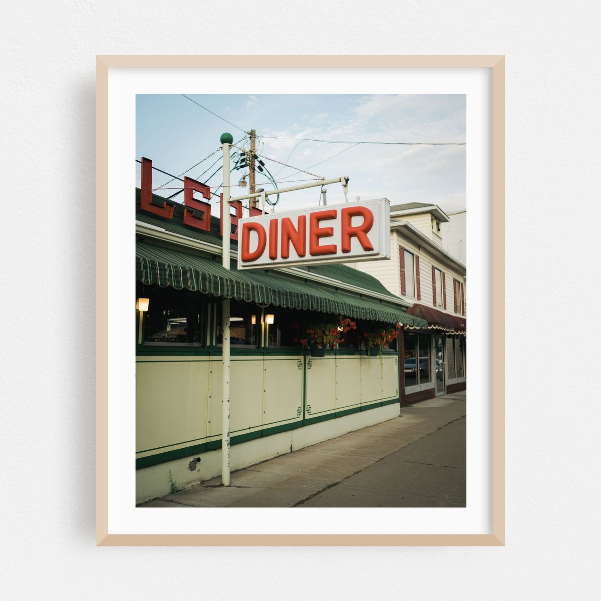 Wellsboro Diner 01 – image 1 of 12