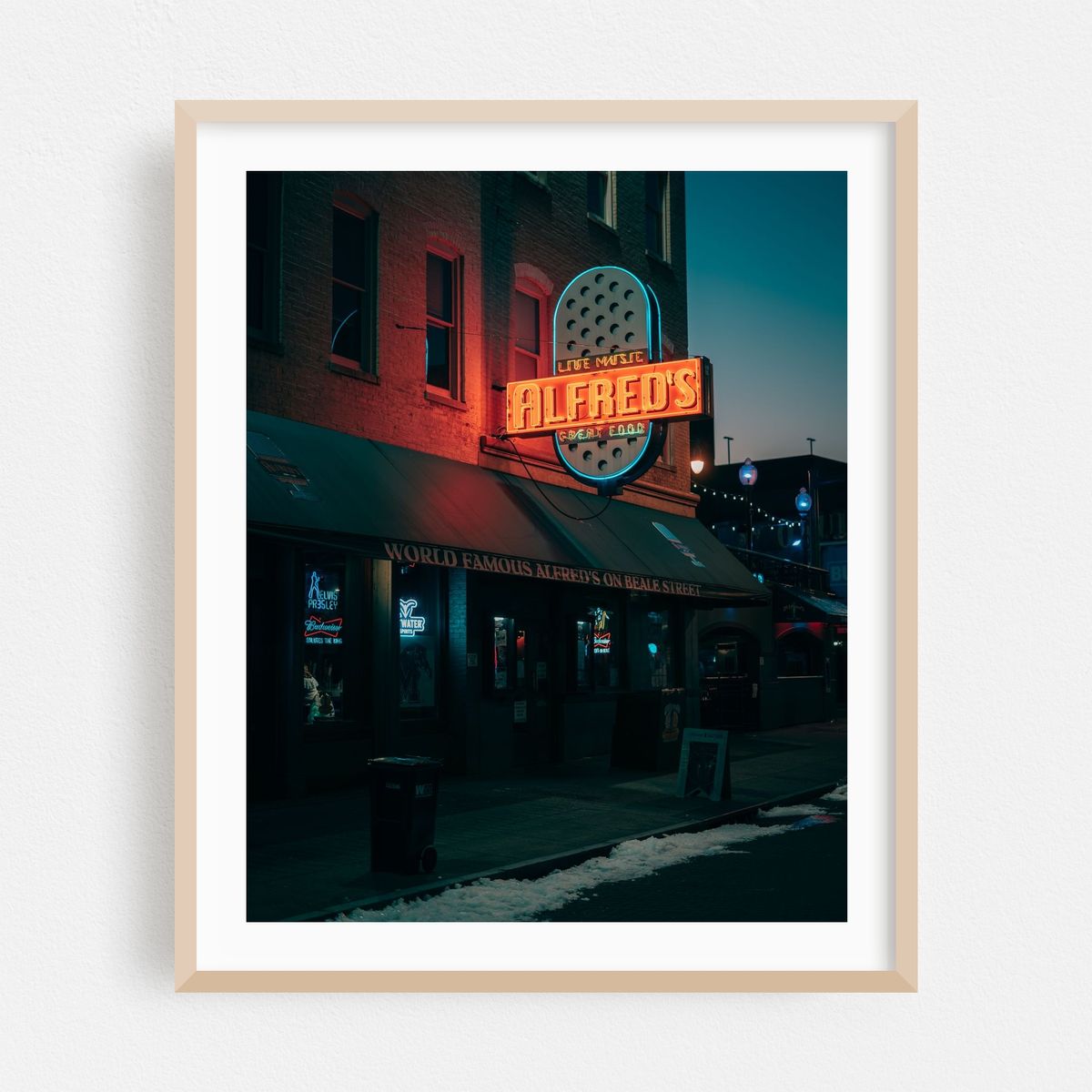 Alfred's On Beale, Memphis 02 – image 1 of 12