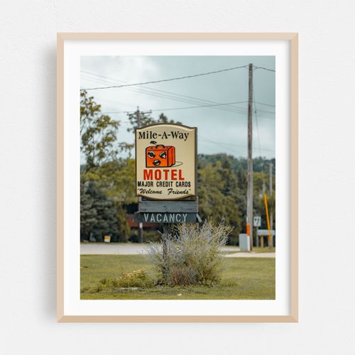 Mile-A-Way Motel 01