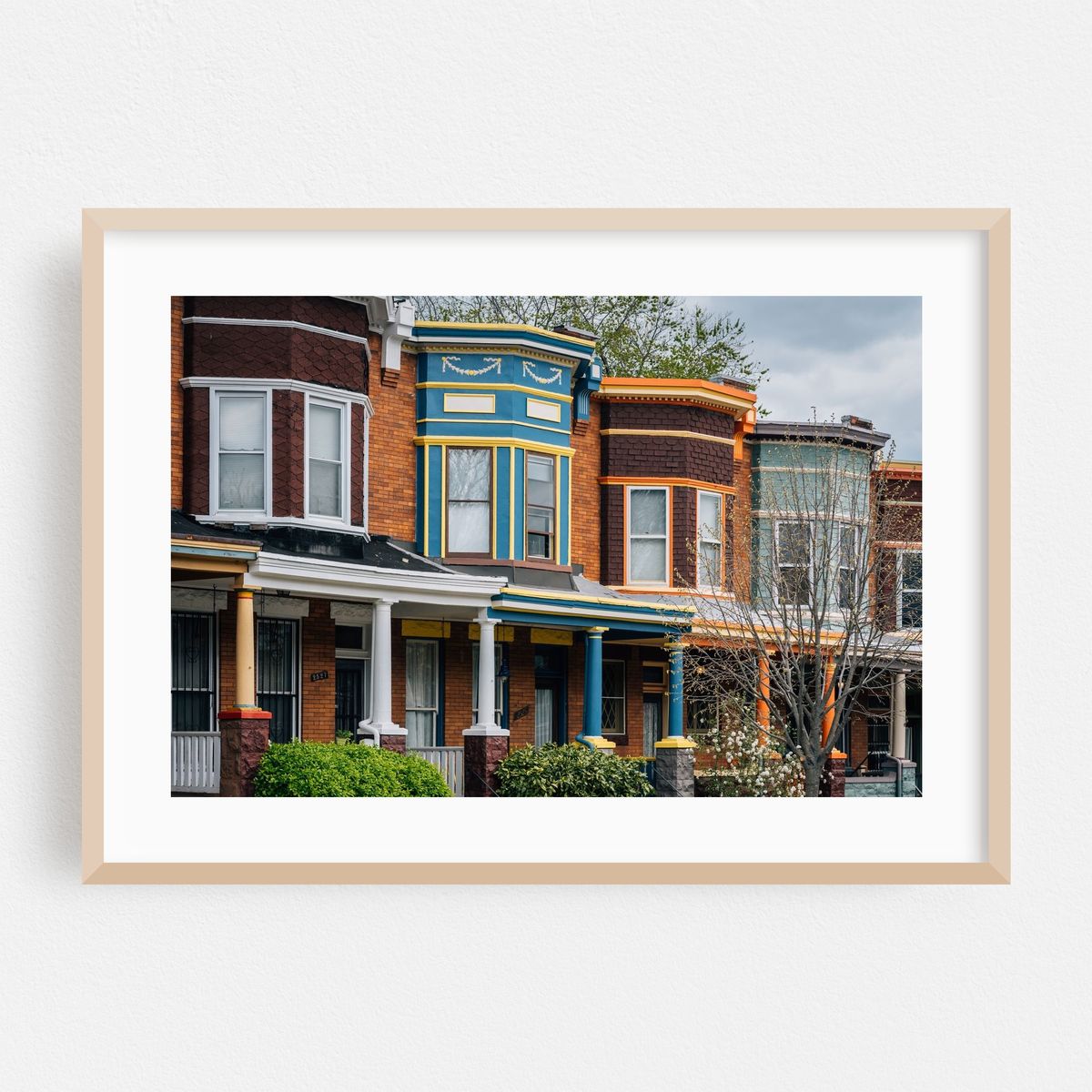 Guilford Ave Row Houses – image 1 of 6
