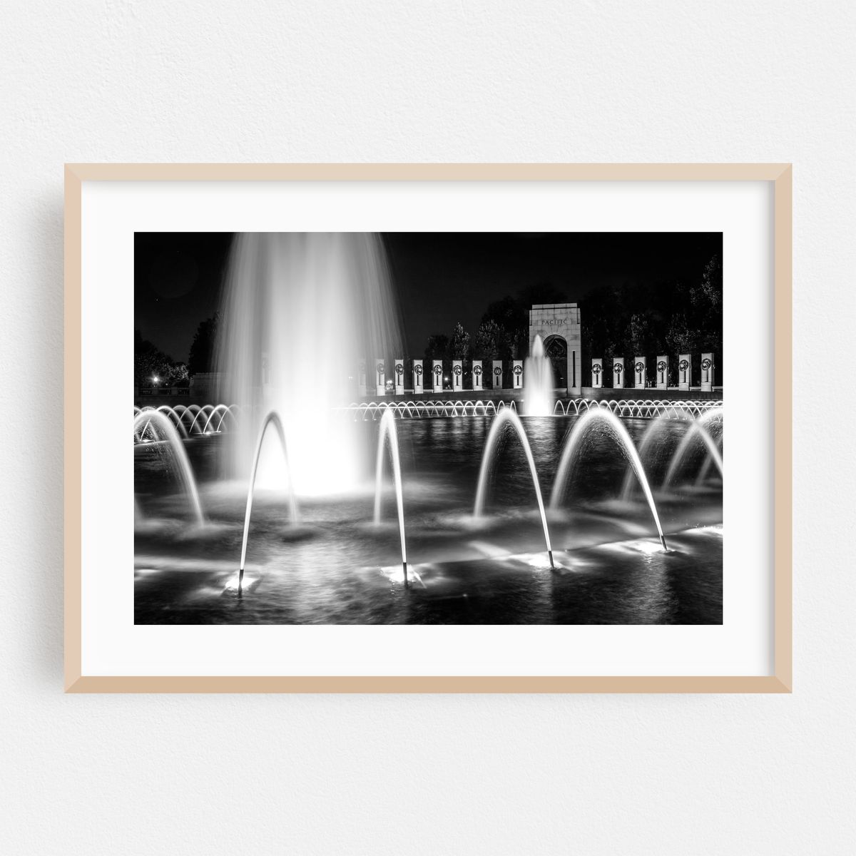 WWII Memorial 02 B&W – image 1 of 6