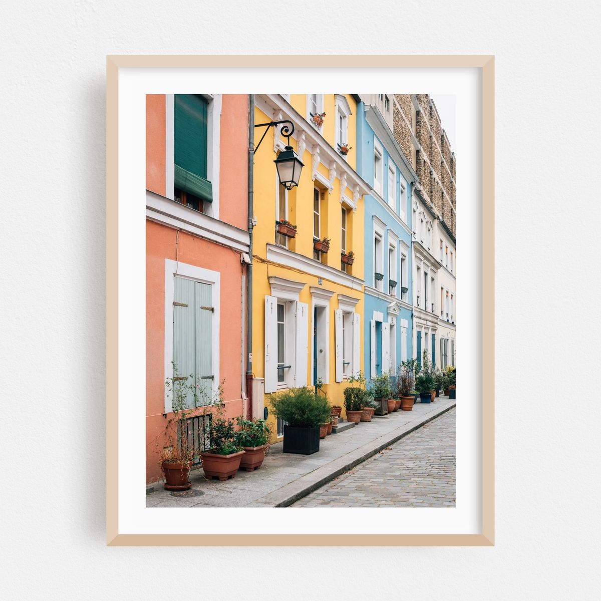 Colorful Rue Cremieux, Paris 03 – image 1 of 3