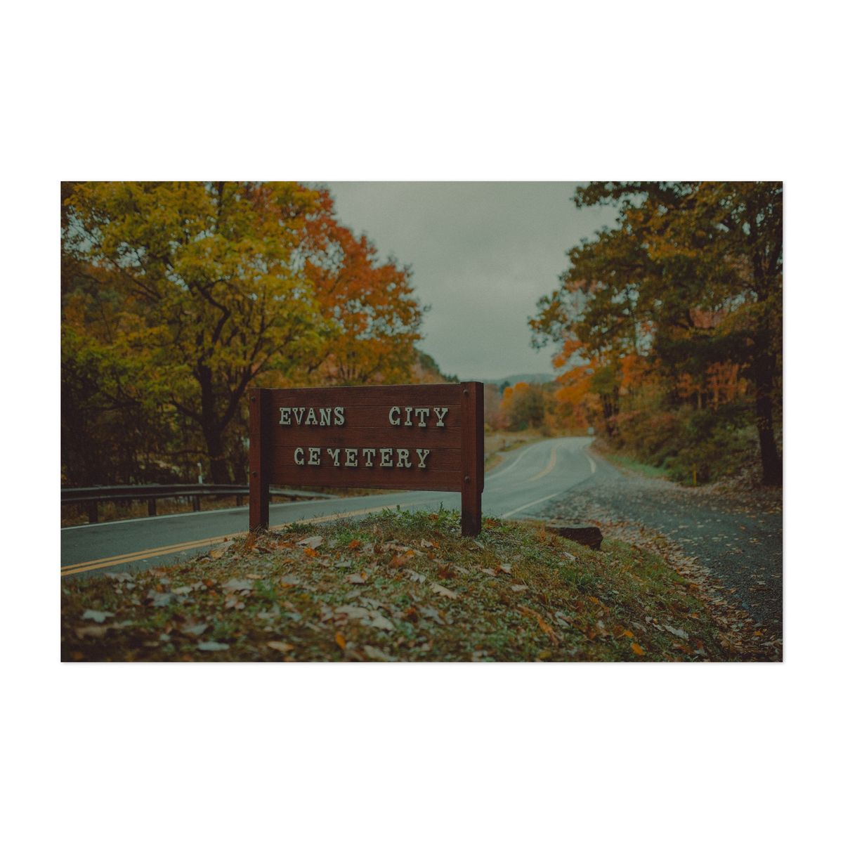 Night of the Living Dead Cemetery 10 – image 1 of 2