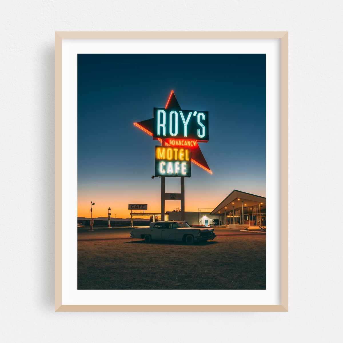 Roy's on Route 66, Amboy 01 – image 1 of 12