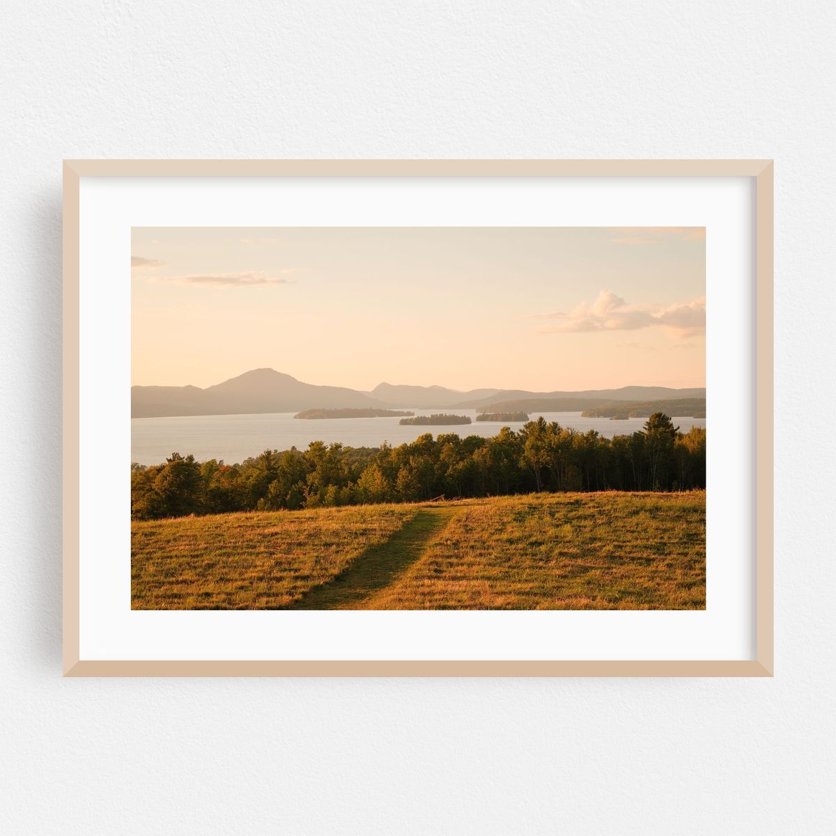 Shattuck Hill Overlook, Newport – image 1 of 6