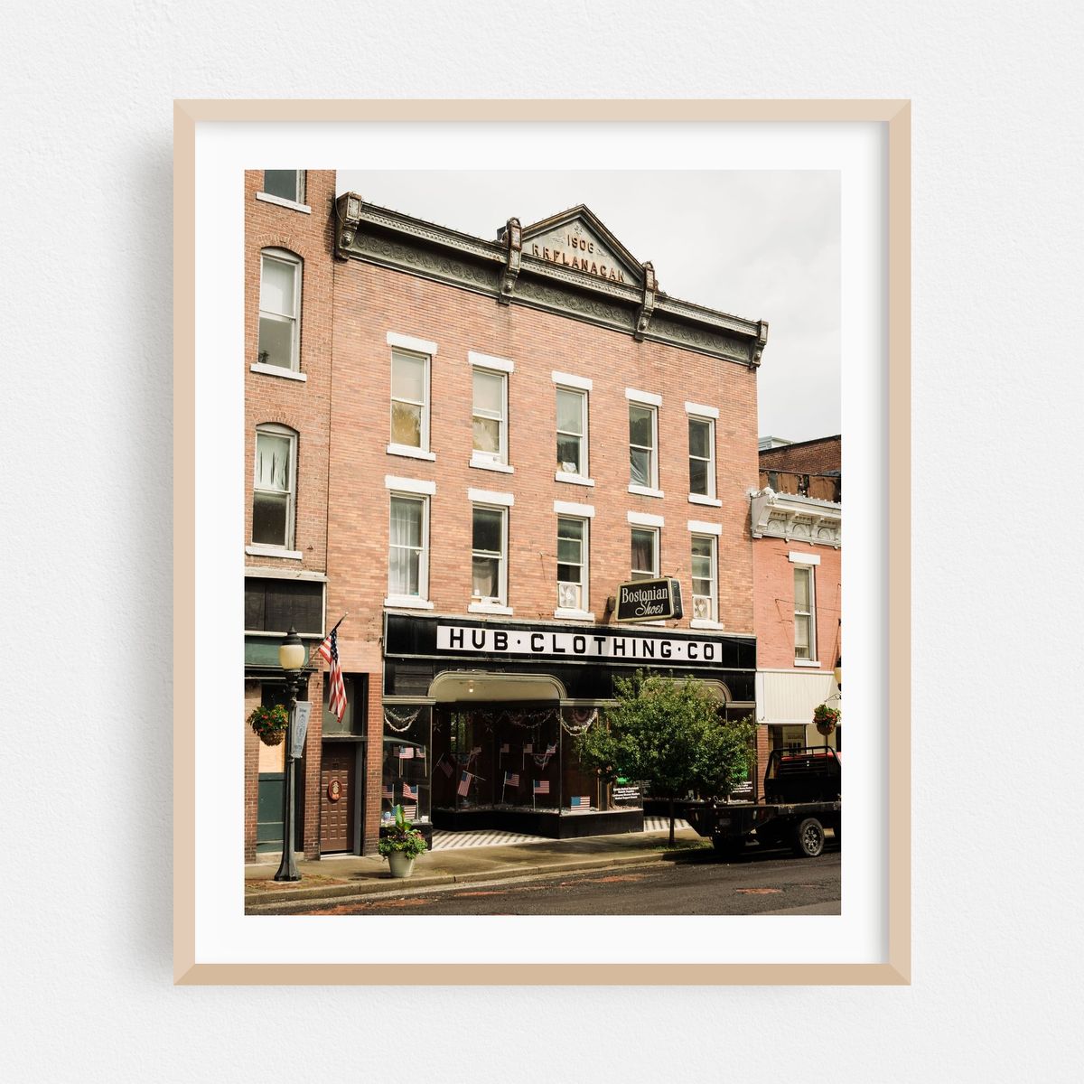 Hub Clothing, Hinton 02 – image 1 of 12