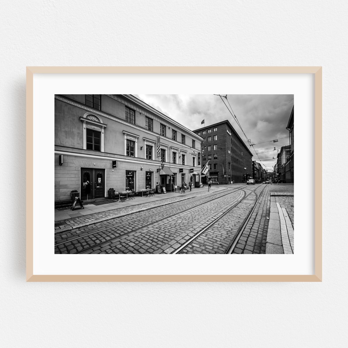 Buildings Along Aleksanterinkatu – image 1 of 6