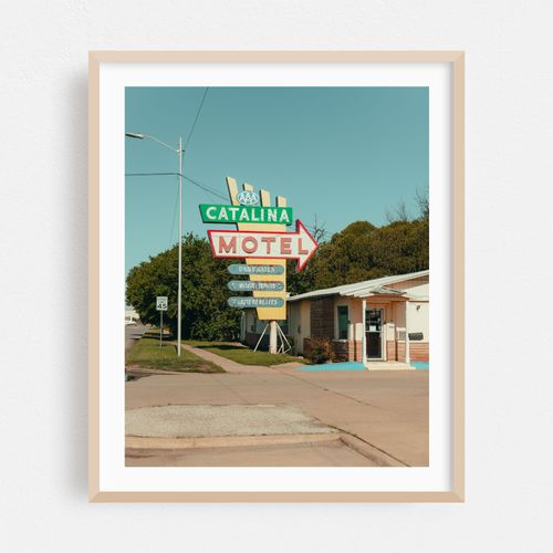 Catalina Motel 01
