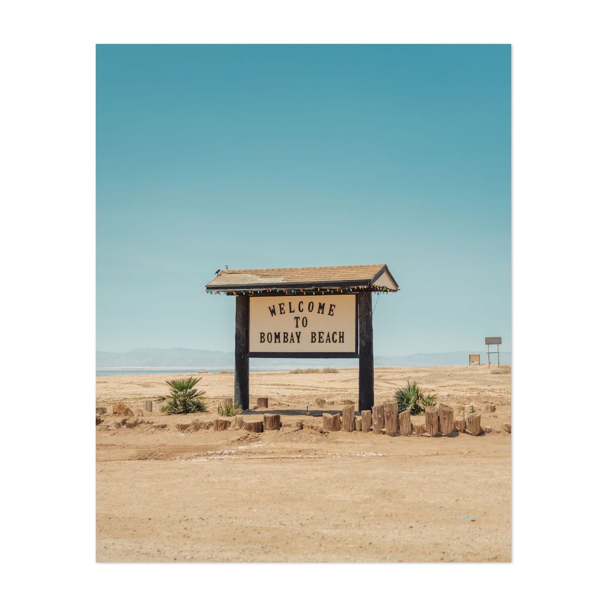 Welcome to Bombay Beach – image 1 of 2