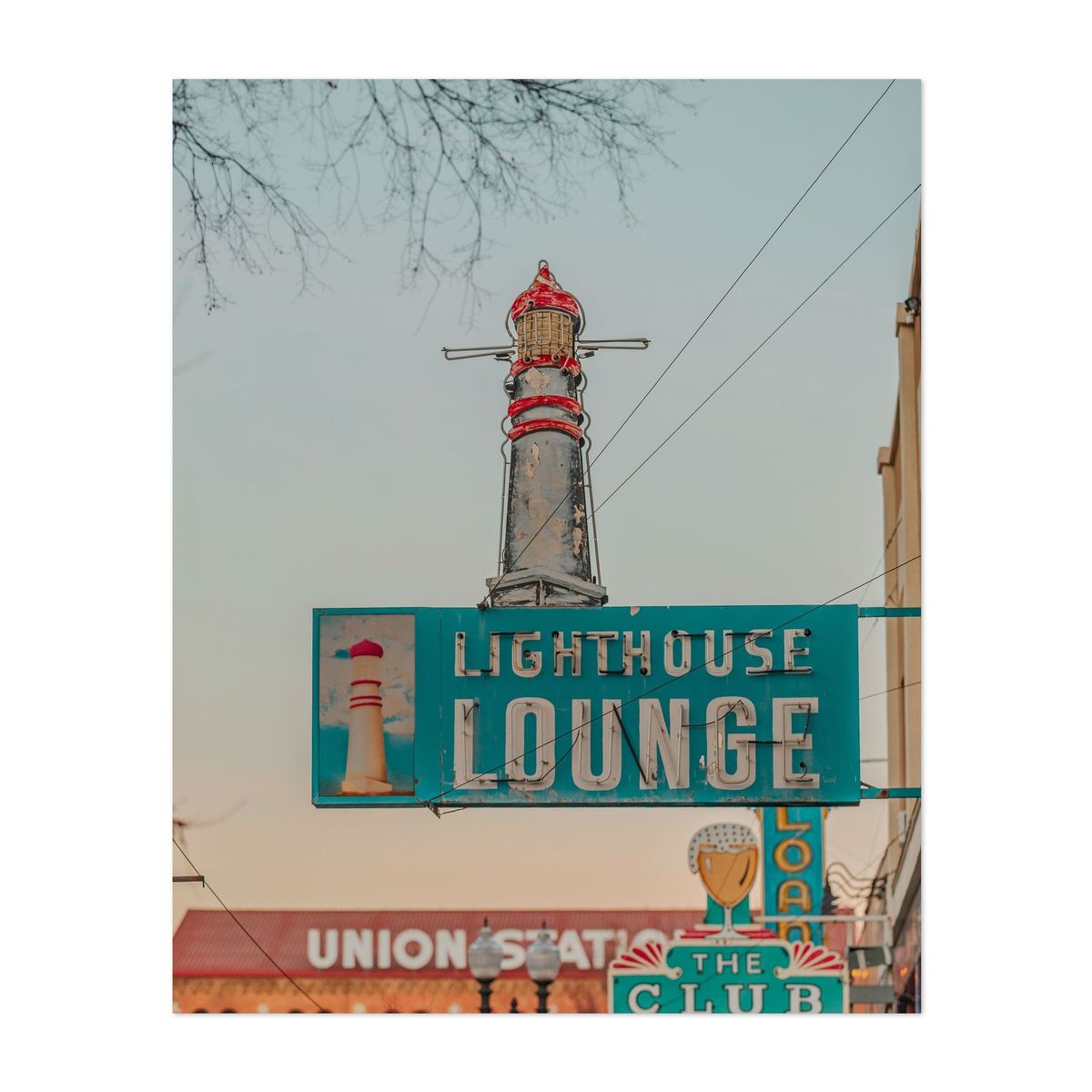 Lighthouse Lounge – image 1 of 2
