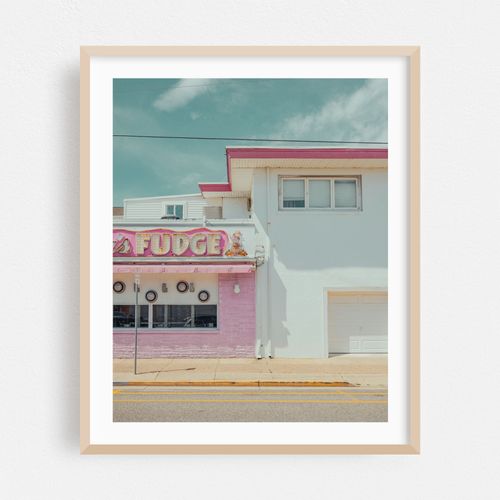 Laura's Fudge Shop in Spring 01