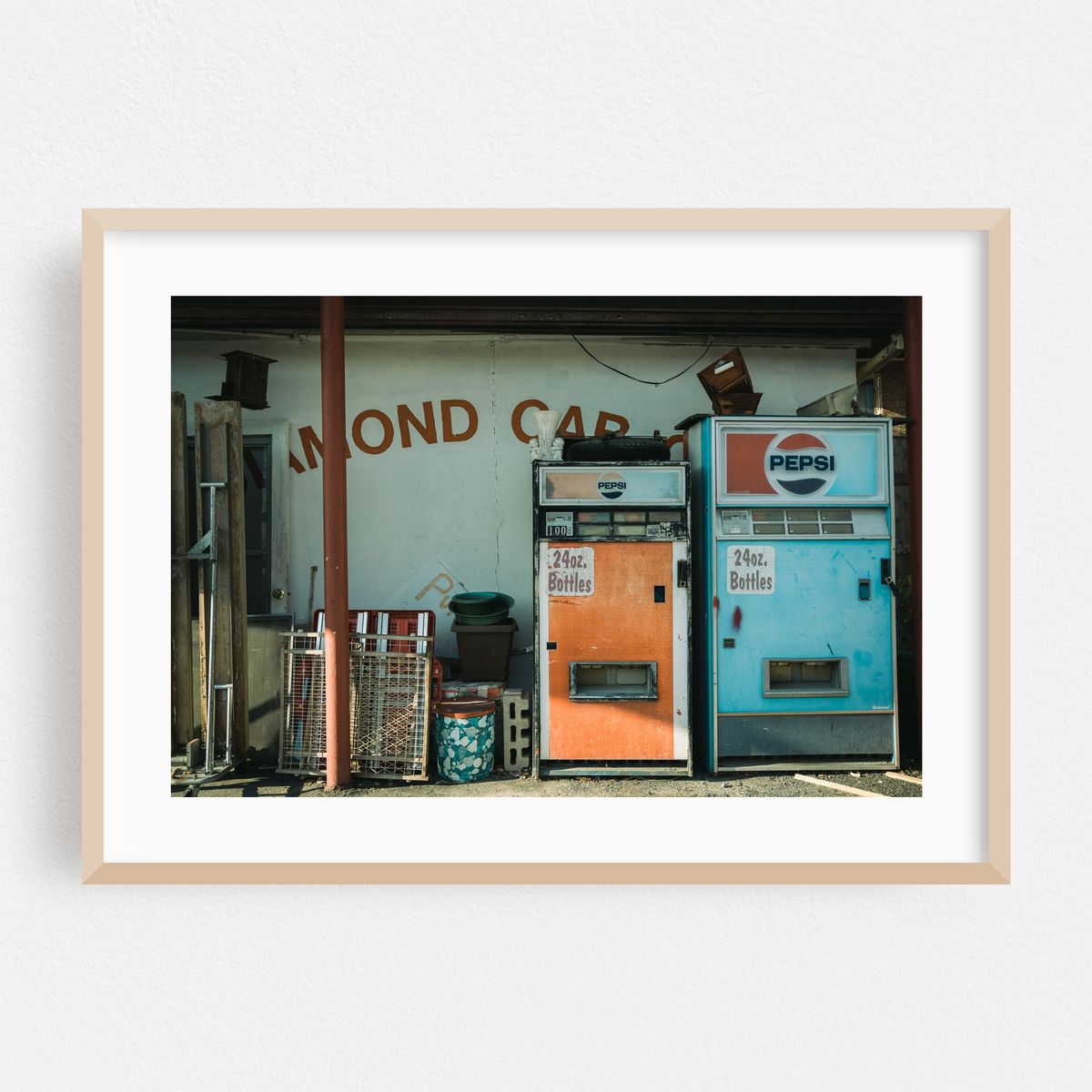 Diamond Cab, Marion 02 – image 1 of 6