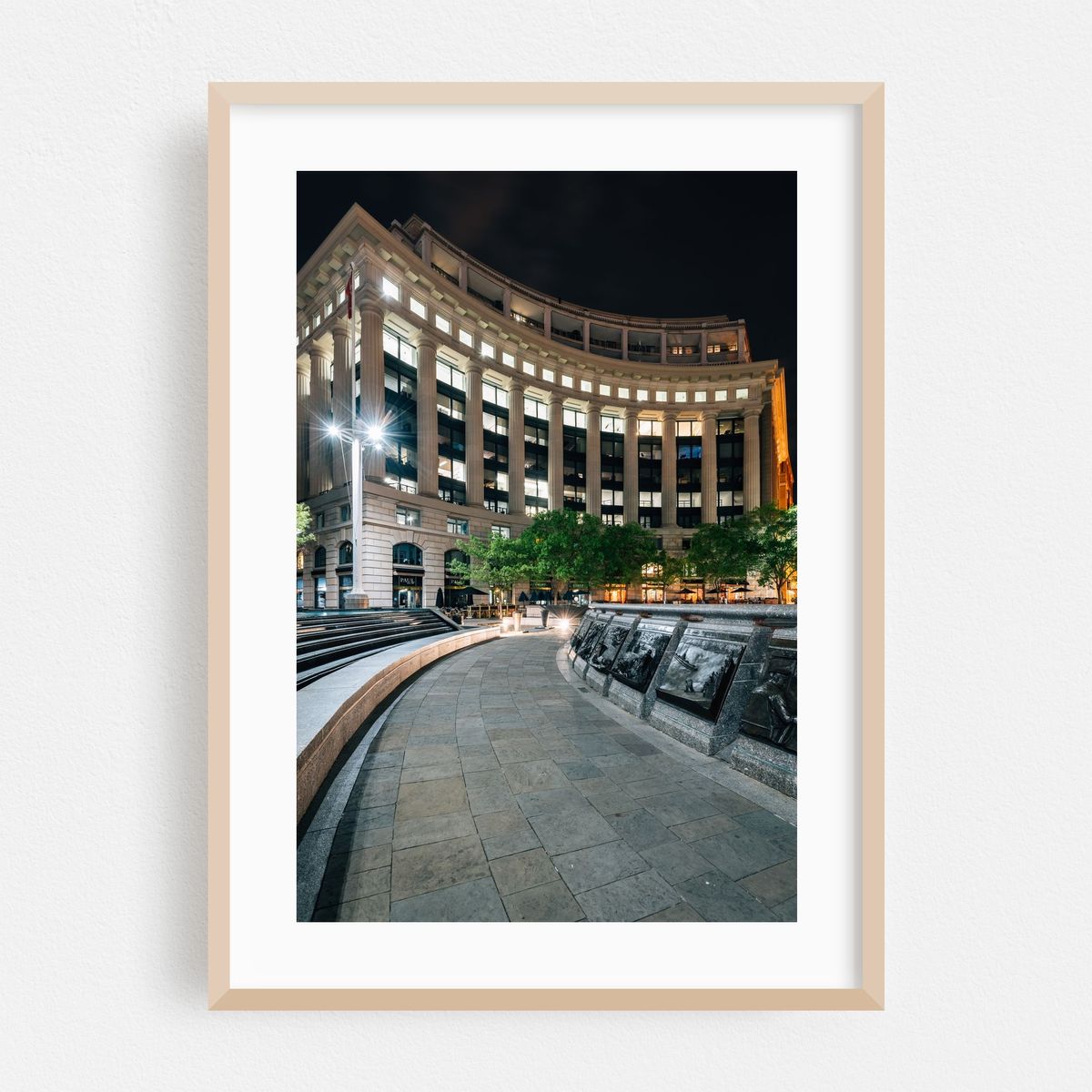 US Navy Memorial Plaza – image 1 of 16