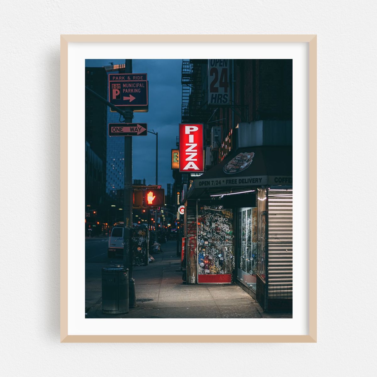 Pizza, LES – image 1 of 12