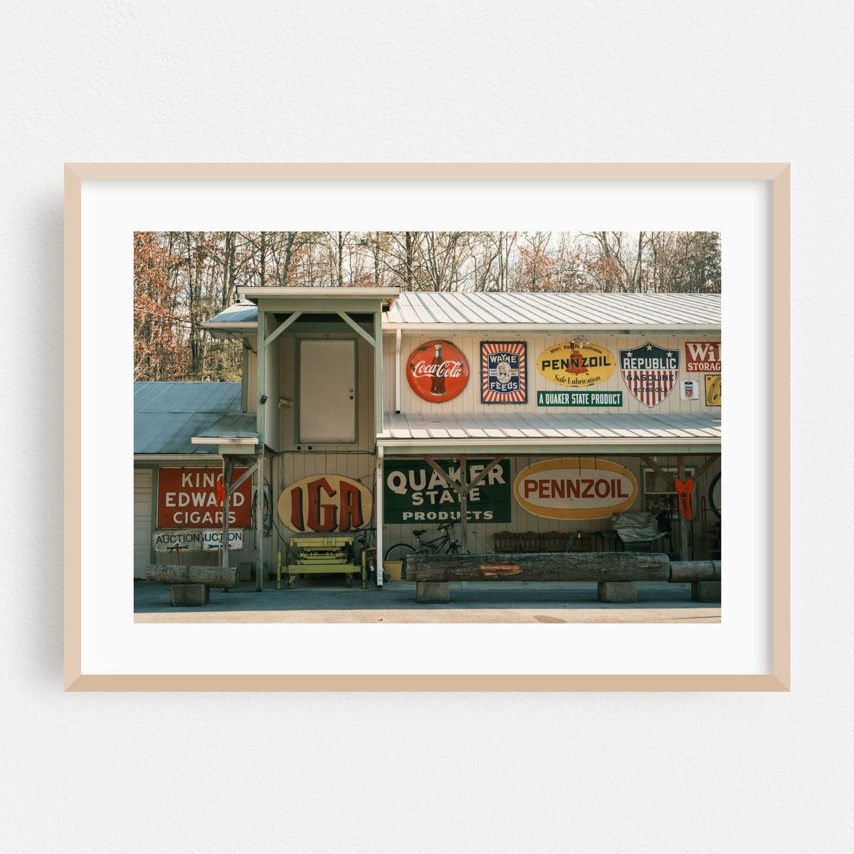 Youngblood's Antiques, Berkeley Springs 02 – image 1 of 6