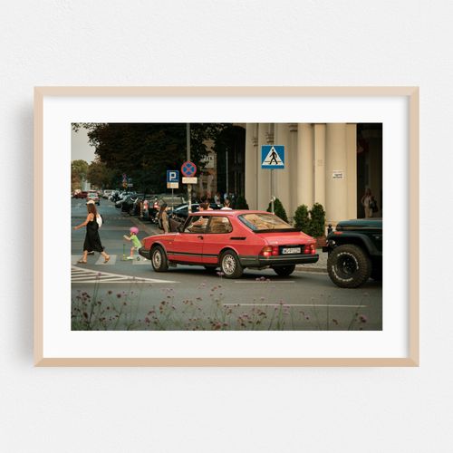 Red Saab 900, Plac Zbawiciela