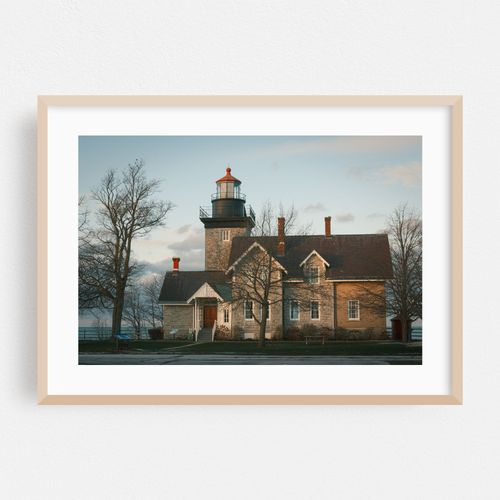 Thirty Mile Point Lighthouse 01