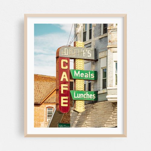 Dottie's Cafe 01