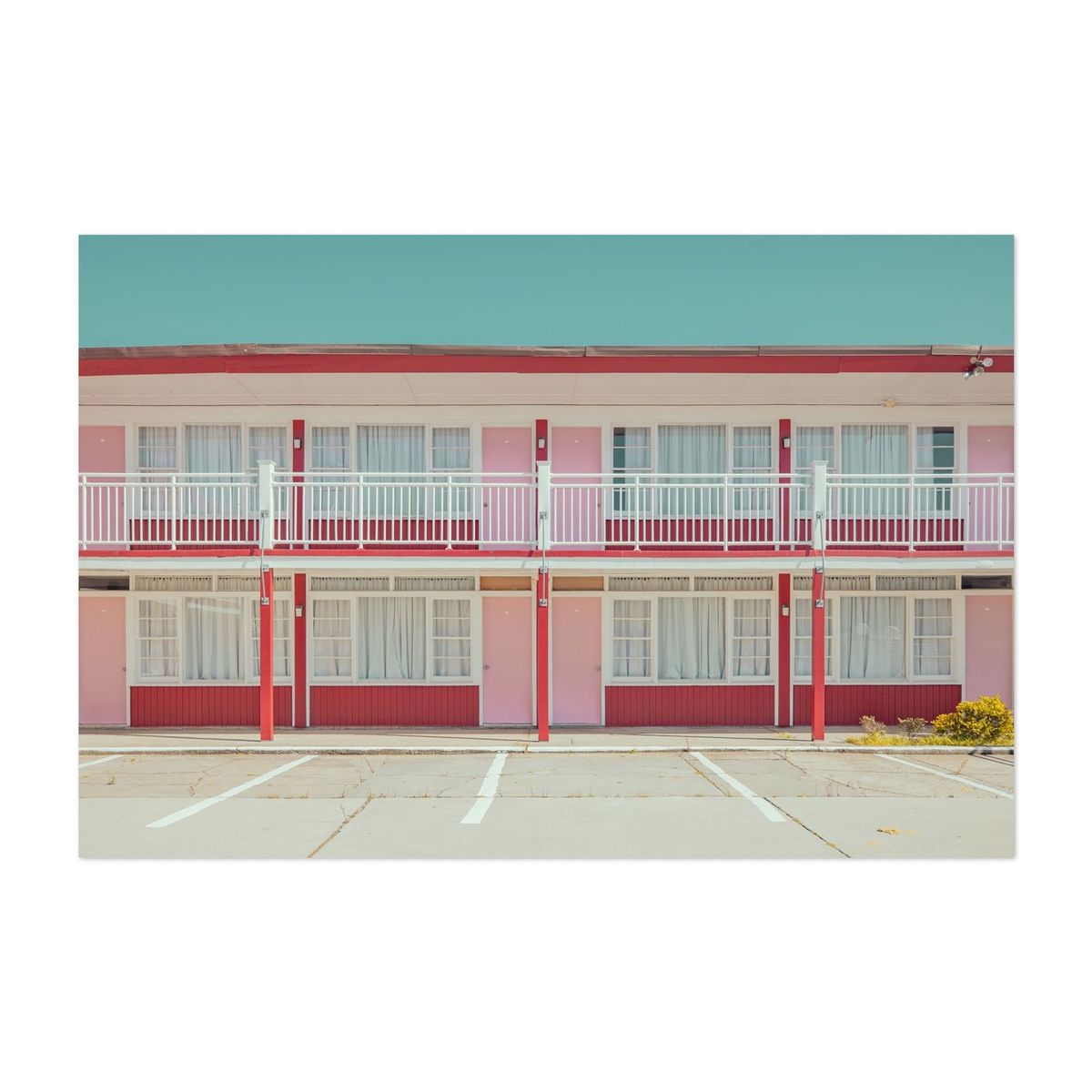Skylark Motel Facade – image 1 of 2