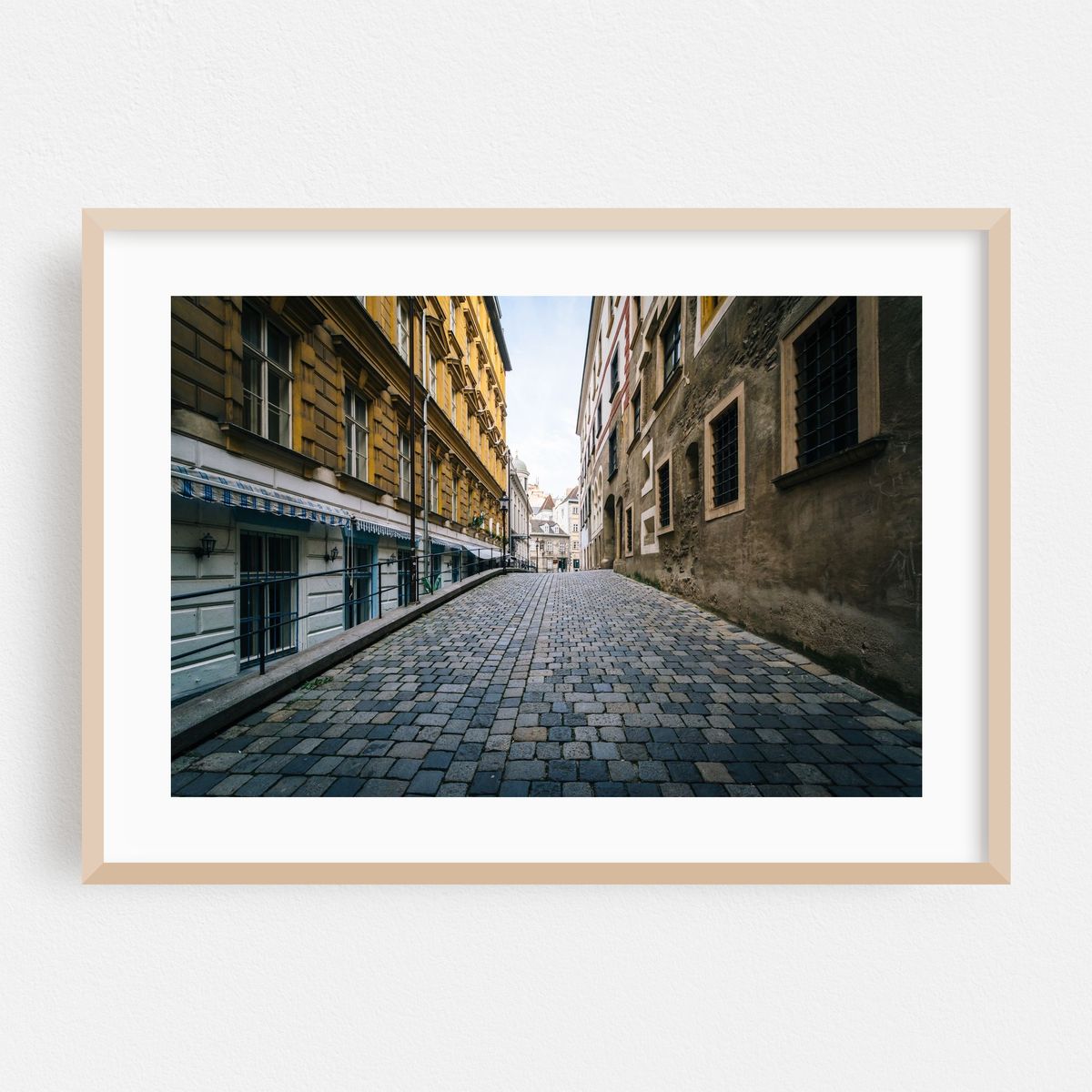 Griechengasse, A Narrow Cobblestone Alley – image 1 of 6