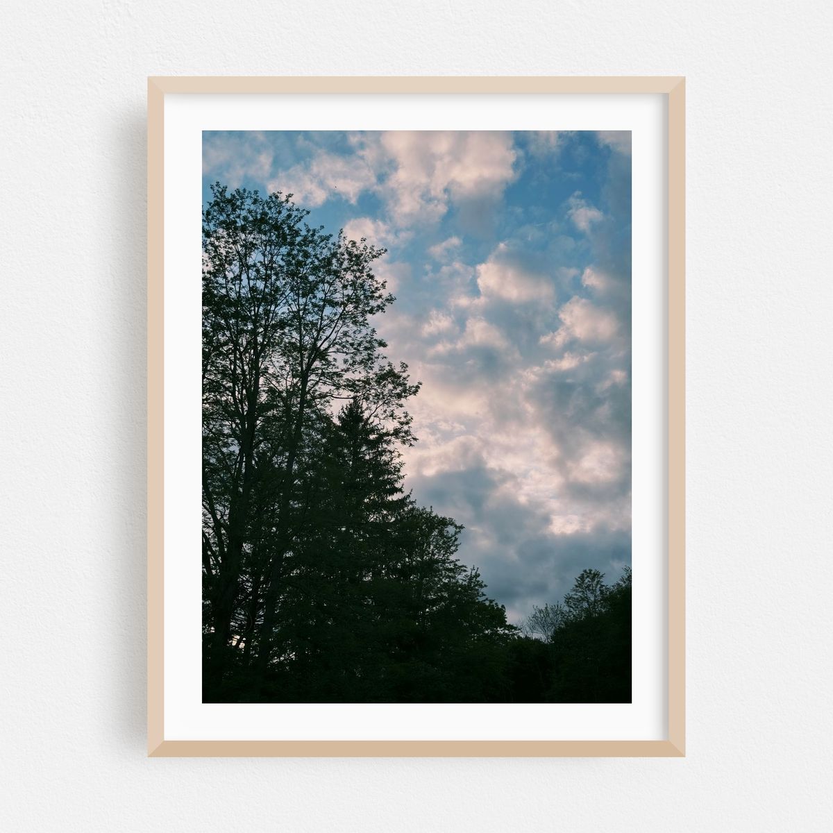 Sky, Elizaville – image 1 of 3