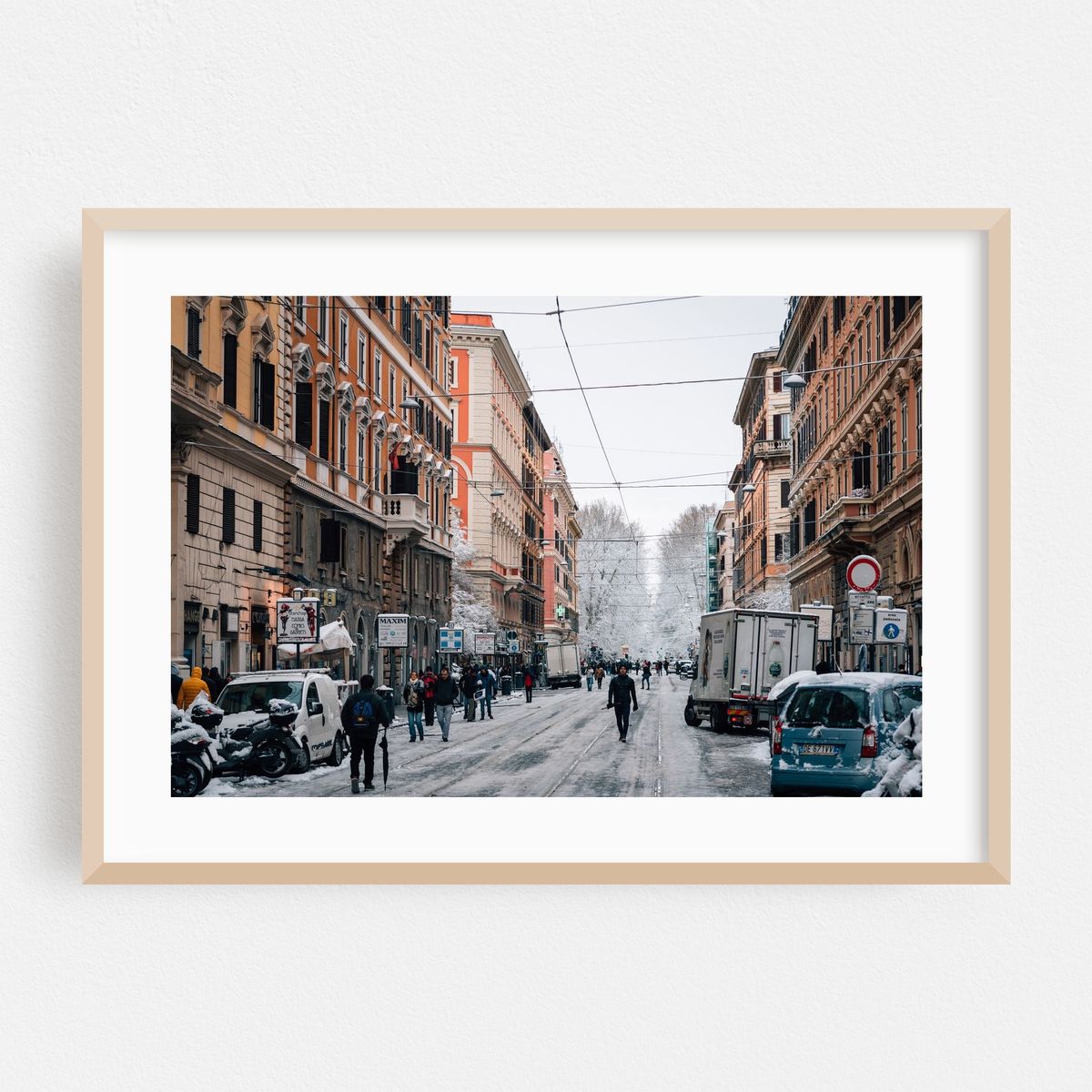 Snowy Day in Prati, Rome 01 – image 1 of 6