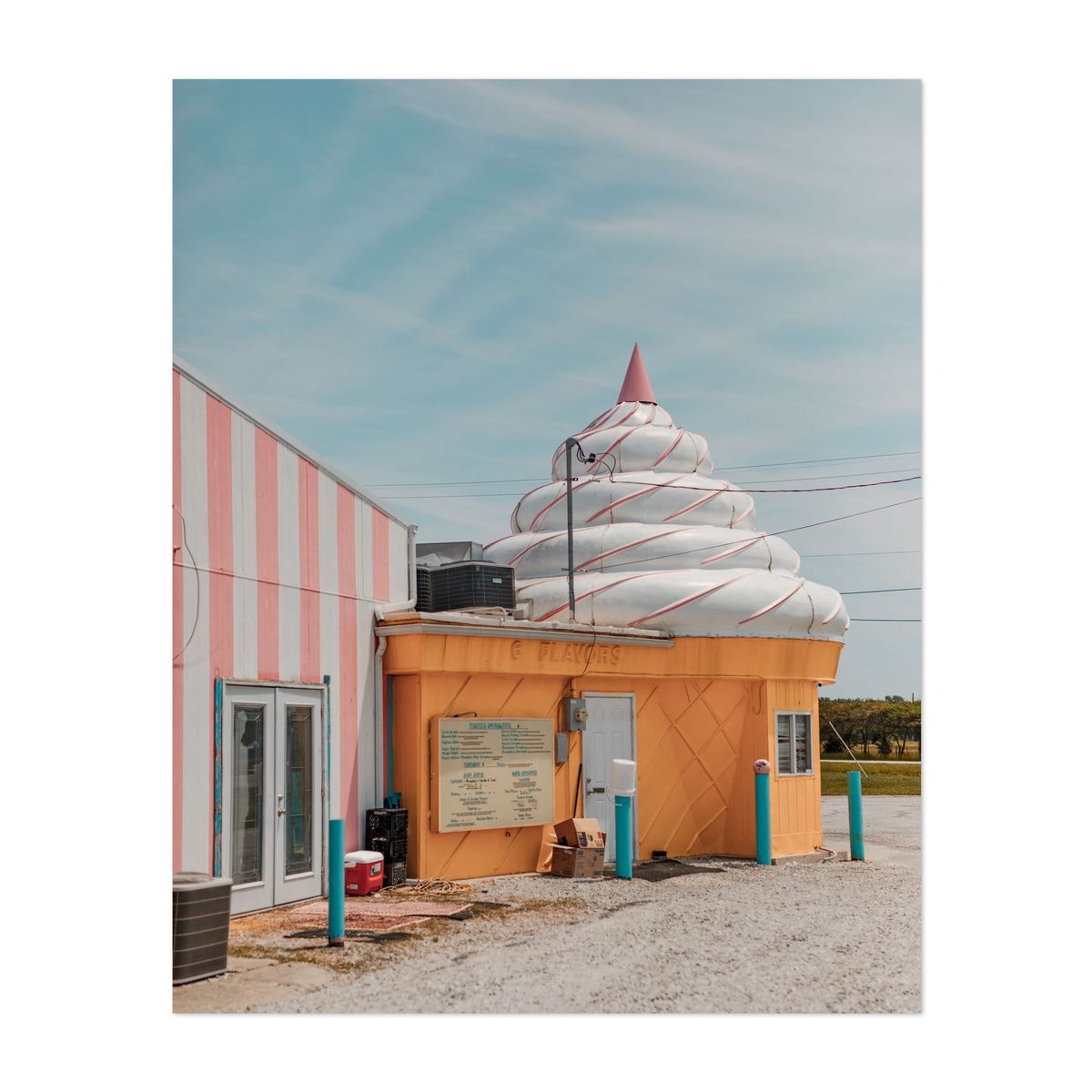 Pink Elephant Exterior 01 – image 1 of 2