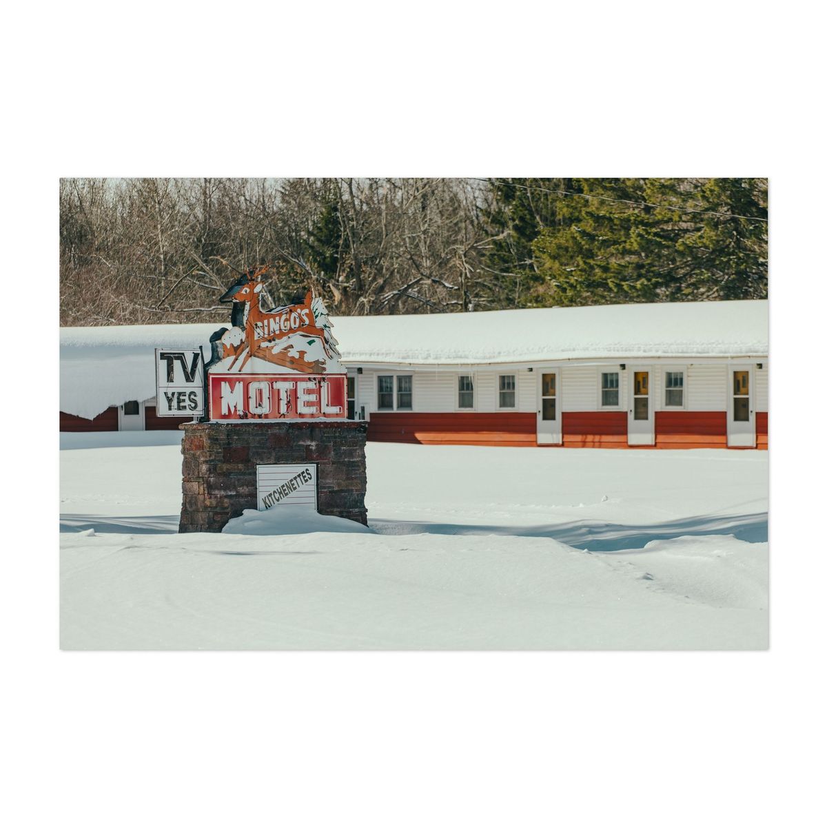 Bingo's Motel 02 – image 1 of 2
