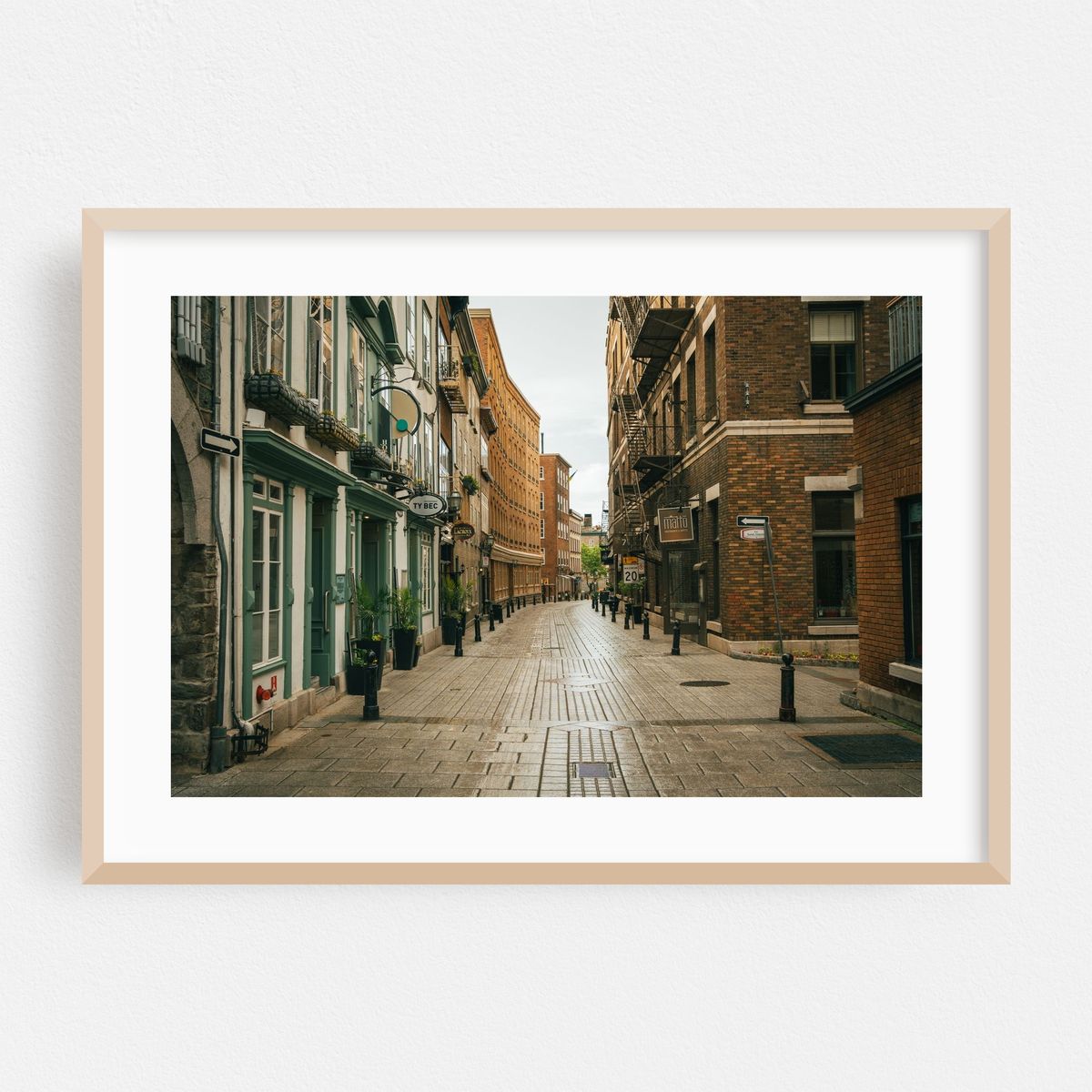 Quebec City Streets 08 – image 1 of 6