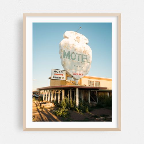 Apache Motel, Route 66 01