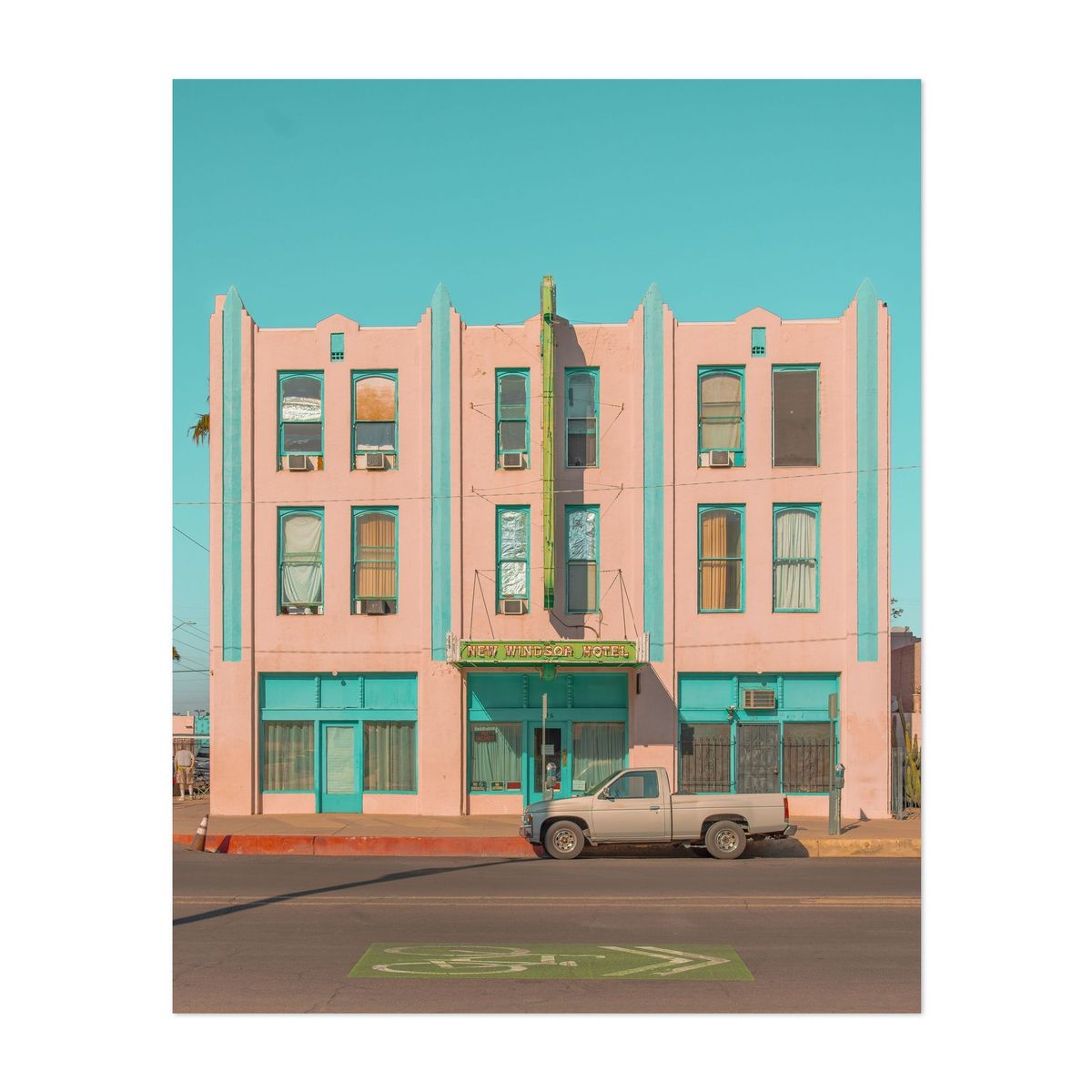 New Windsor Hotel 02 – image 1 of 2