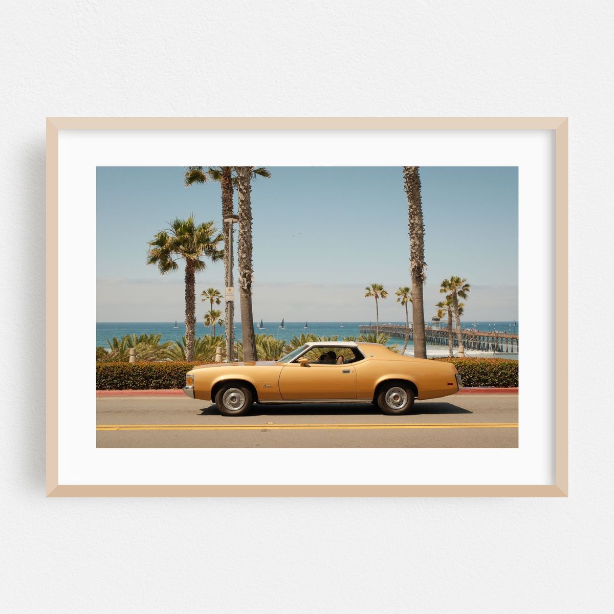 Vintage in Oceanside – image 1 of 6