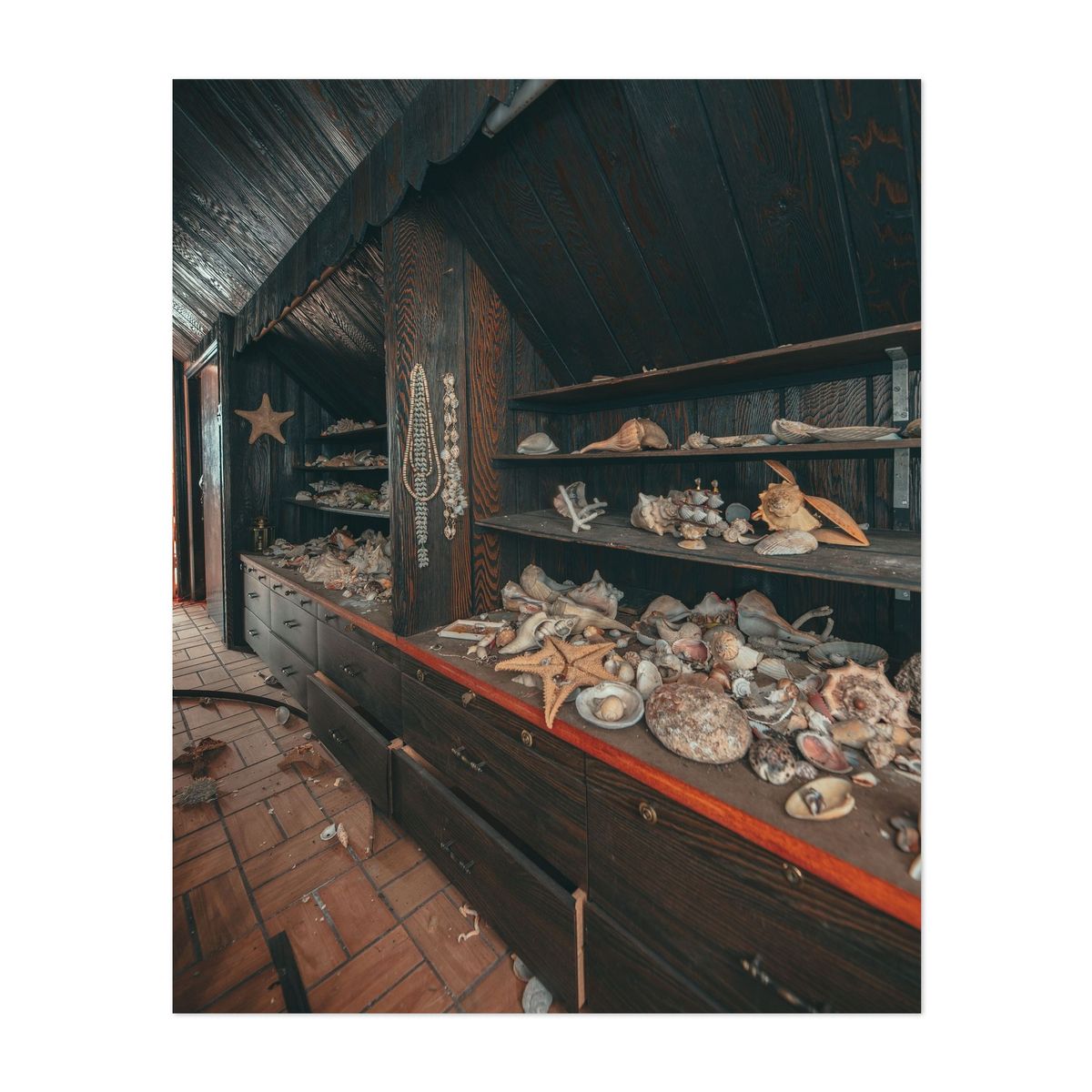 Lottery House 01 – image 1 of 2