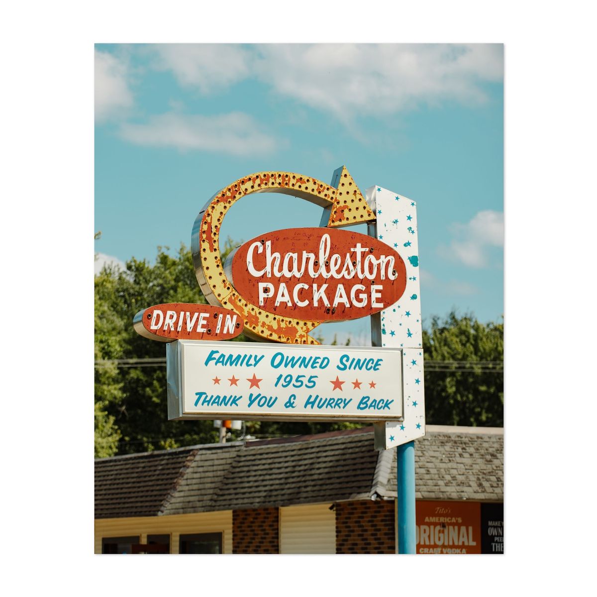 Soy City Motel 02 – image 1 of 2